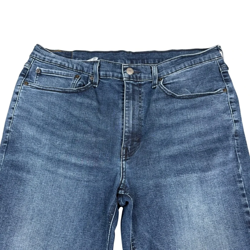 Levis 541 Athletic Taper Jeans Mens 36x34 Blue Medium Wash 18181-0216